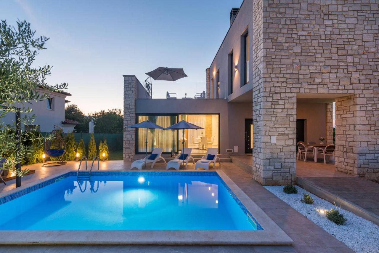 Villa Selest Umag Buitenkant foto
