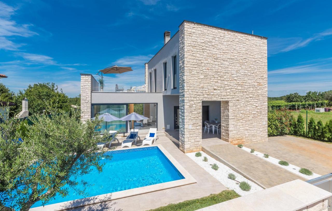 Villa Selest Umag Buitenkant foto