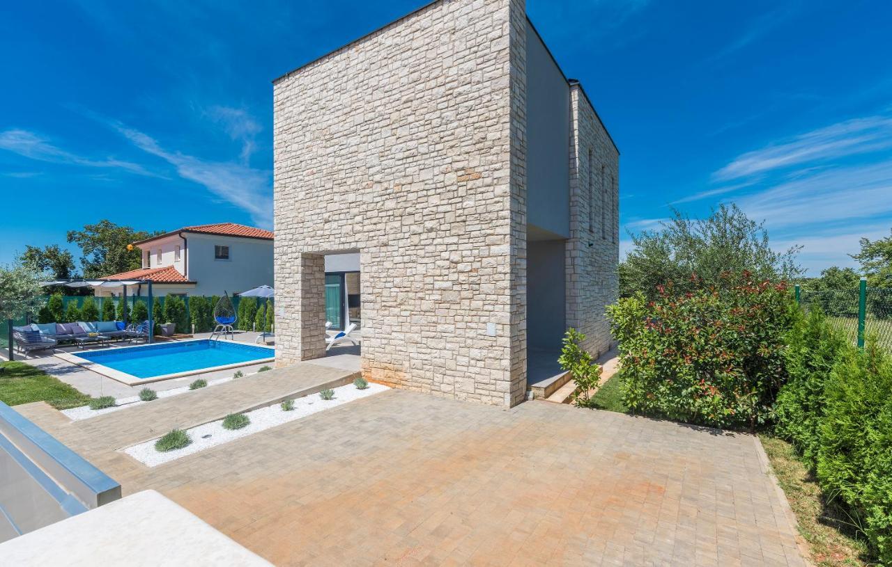 Villa Selest Umag Buitenkant foto
