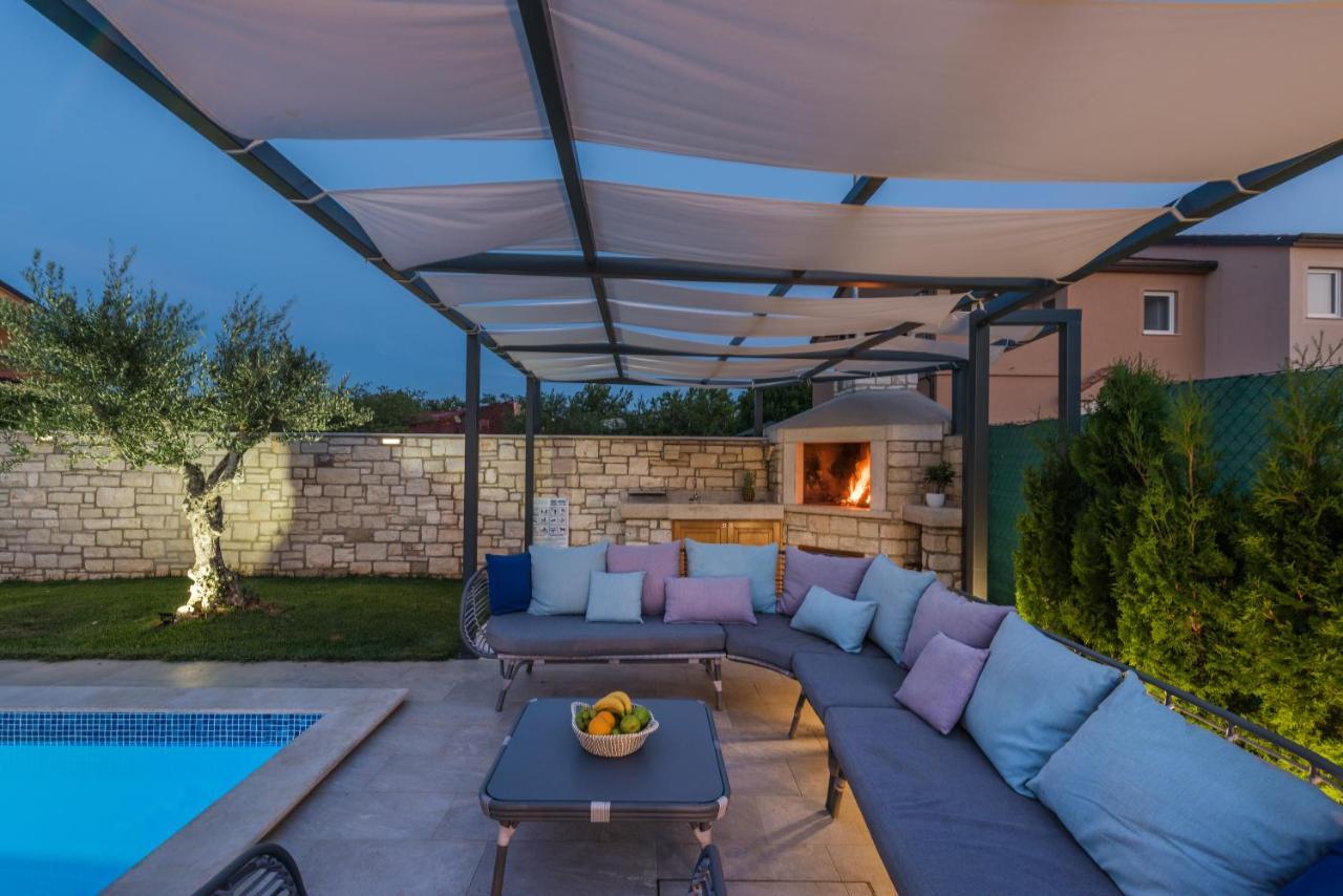 Villa Selest Umag Buitenkant foto